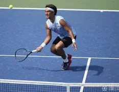 阿尔帕西诺晚年女友 阿尔帕西诺晚年女友